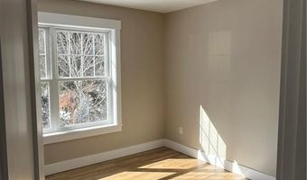 19 Traymore St, Charlestown, RI 02813
