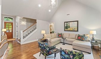 5204 SW Ridge Mont Rd, Bentonville, AR 72713