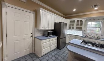 607 Nelson, McAlester, OK 74501