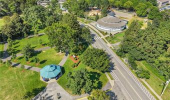 50 Planet Ave, East Providence, RI 02915