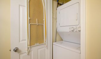 3835 9TH St N 504W, Arlington, VA 22203