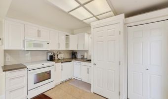 619 Beach Dr, Aptos, CA 95003