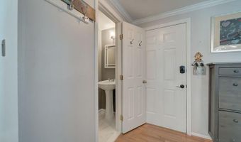 43953 MINTHILL Ter, Ashburn, VA 20147