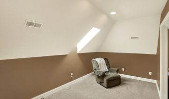 5695 N London Rd, Fairland, IN 46126