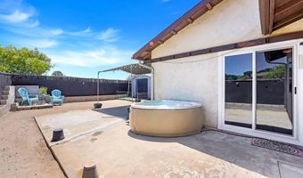 1412 Rolling Hills Dr, Oceanside, CA 92056