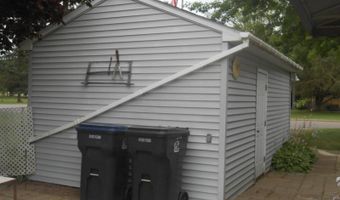 311 W Sycamore St, Abbotsford, WI 54405