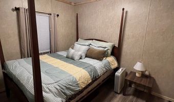 55 Minnow Ln, Alderson, WV 24901