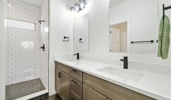 985 RANGE LINE Rd, Cheyenne, WY 82009