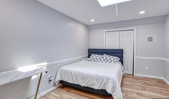 203 New York Ave, Bergenfield, NJ 07621