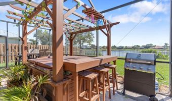 159 STAR SHELL Dr, Apollo Beach, FL 33572