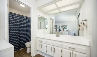 2711 Cypress Hill Rd, Carlsbad, CA 92008