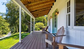 411 Bennett Rd, Barnard, VT 05031