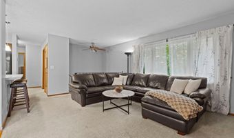 13941 Herald Ct, Apple Valley, MN 55124