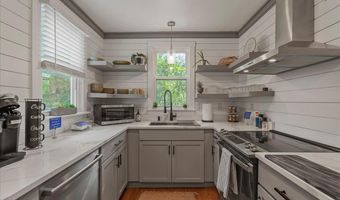 507 Water St, Beaufort, SC 29902