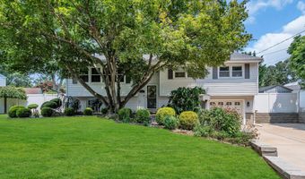 147 Clairmont Ave, Belford, NJ 07718