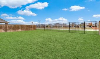 824 Brittany Dr, Anna, TX 75409