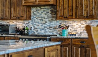 12093 Sulphur Springs Rd, Adkins, TX 78101