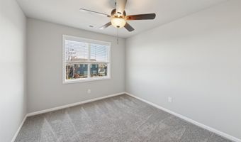 2301 NW Beechwood St, Ankeny, IA 50023