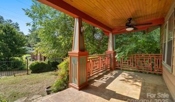 15 Deaver Dr, Asheville, NC 28806