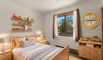 493 Secretariat Cir, Belgrade, MT 59714