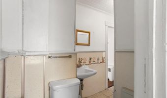 63 Lincoln Ave, Cranston, RI 02920