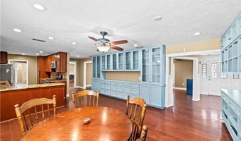 19989 Cronese Ln, Apple Valley, CA 92308
