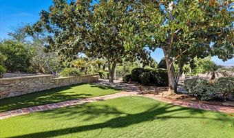 2927 Circle Dr, Escondido, CA 92029