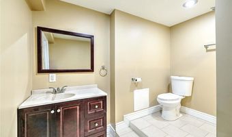 500 Mendon Rd 423, Cumberland, RI 02864