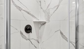 2529 LIBERTY Pkwy, Baltimore, MD 21222