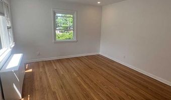 193 Hickory Ave, Bergenfield, NJ 07621