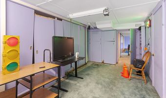 4105 Riverview Dr, Alma, MI 48801