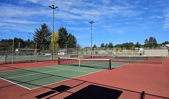 1121 RANSOM Ave, Brookings, OR 97415