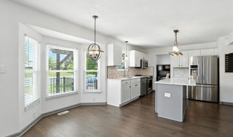 7961 Thornberry Ct, Avon, IN 46123
