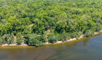 SW 17th St, Bell, FL 32619