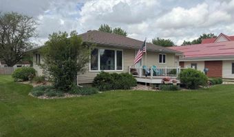 331 S 4th St, Akron, IA 51001