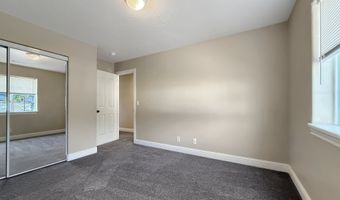 714 PIONEER Rd 1B, Brookings, OR 97415