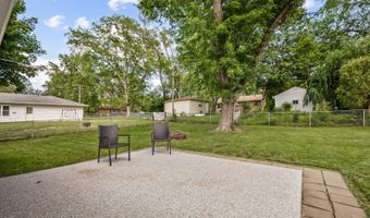517 S Hubbard St, Algonquin, IL 60102
