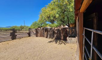 2190 Dark Star Rd, Benson, AZ 85602