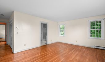 93 Harris Meadow Ln, Barnstable, MA 02630