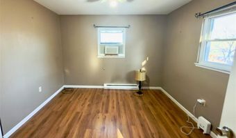2061 Ridgeway Dr, Arnold, MO 63010
