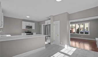 55 Walnut St, Johnston, RI 02919