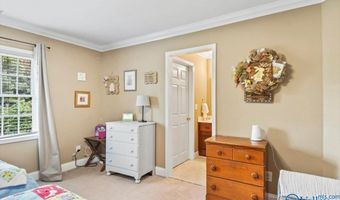 135 Villa Grande, Albertville, AL 35950
