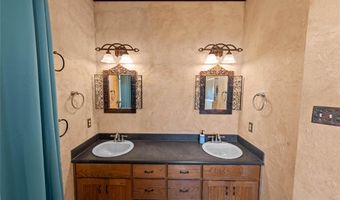 364 Hcr 2200, Aquilla, TX 76622