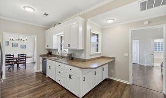 202 Cherry Bark Dr, Brandon, MS 39047