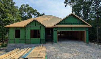 11 Staines Ln, Bella Vista, AR 72715