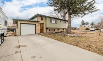 603 SUN VALLEY Dr, Cheyenne, WY 82007