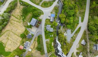 88 Mill Hl, Barnet, VT 05821