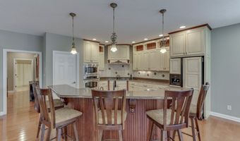 5898 Claybrook Dr, Bargersville, IN 46106
