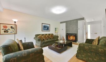 5210 POOKS HILL Rd #C-20, Bethesda, MD 20814