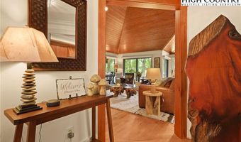 870 Clubhouse Dr A2, Banner Elk, NC 28604
